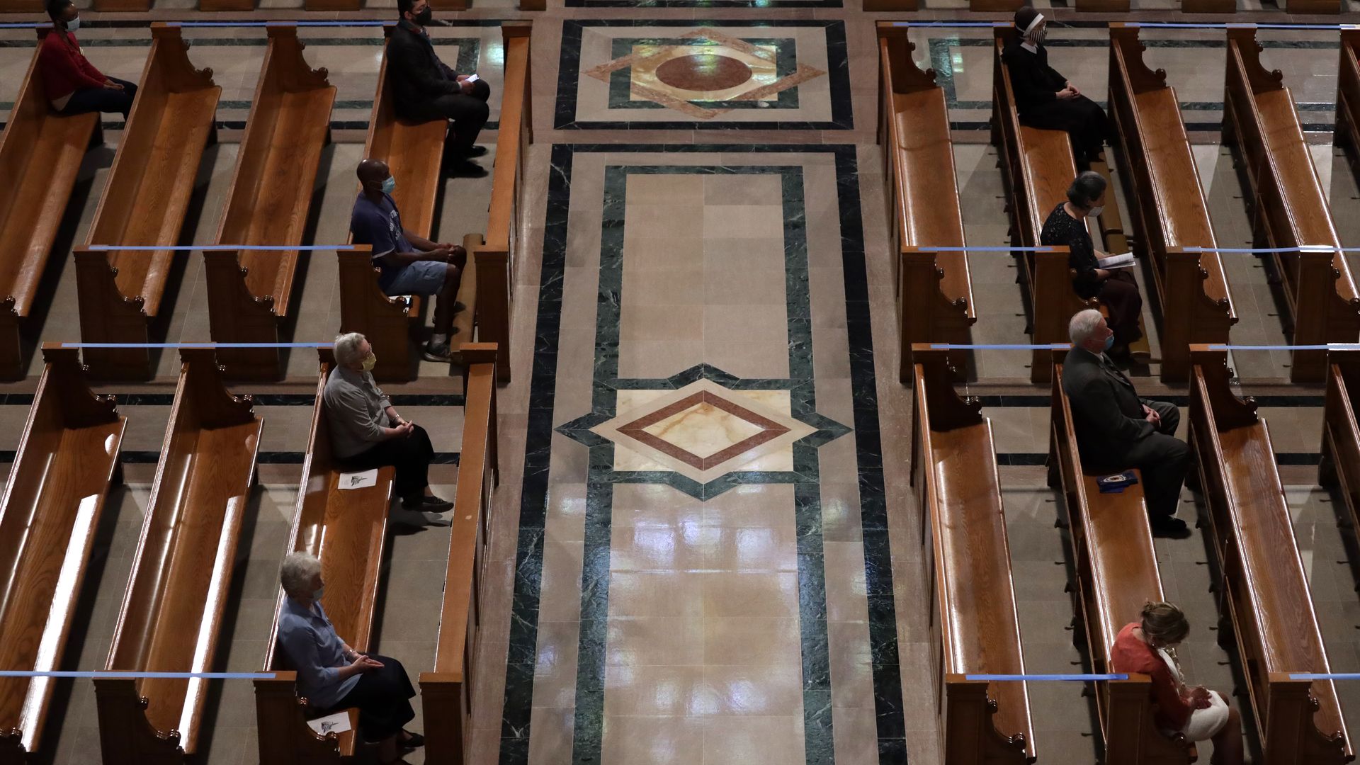  church socially distancing