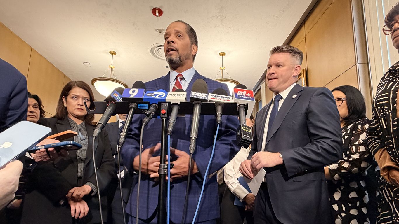 Alders pick apart Mayor Johnson's budget