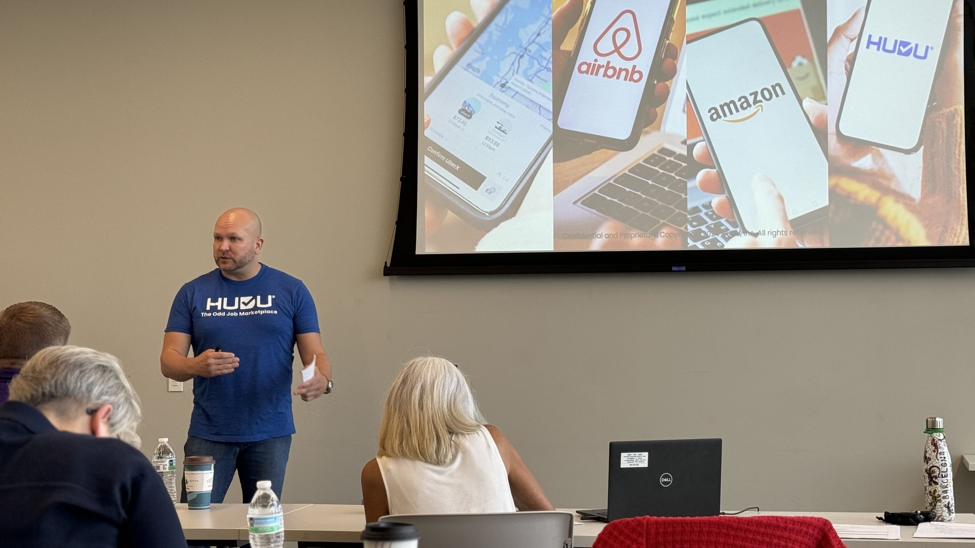 Hudu CEO derreck stratton presents