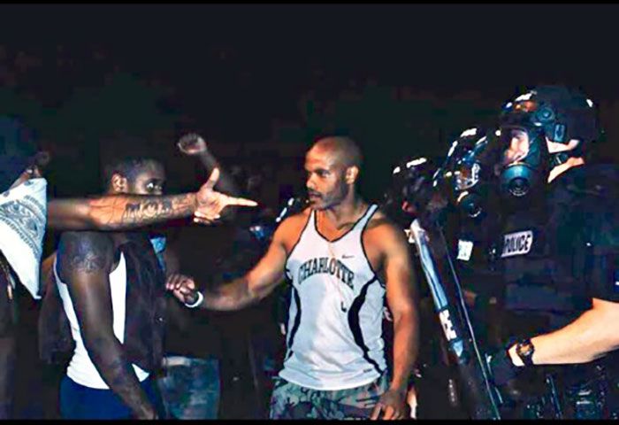 tousaint-49ers-jersey