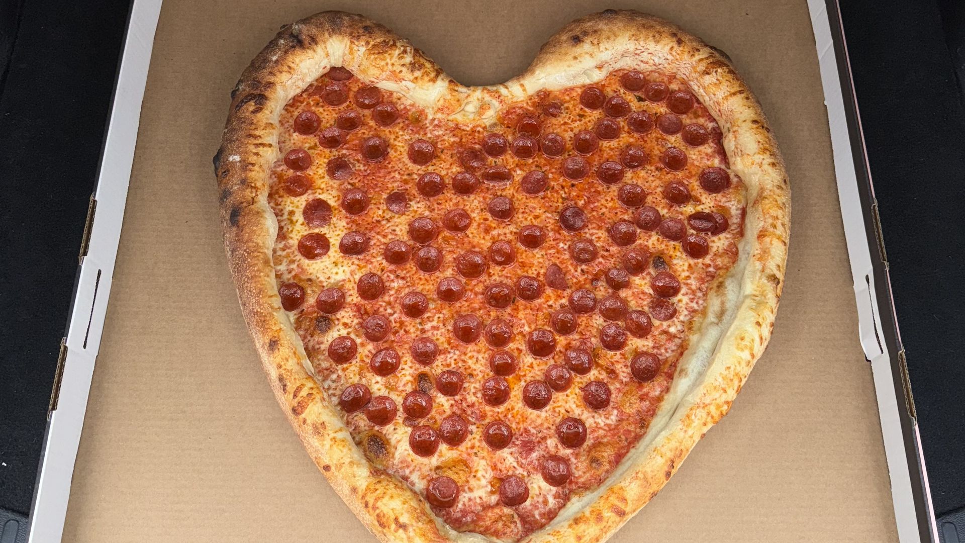 hear-shaped pepperoni pizza