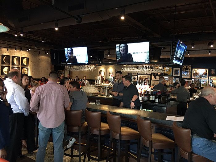 burtons-charlotte-main-bar-area