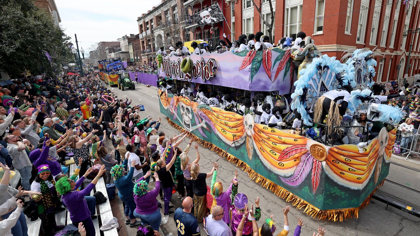New Orleans weighs new Mardi Gras parade fee