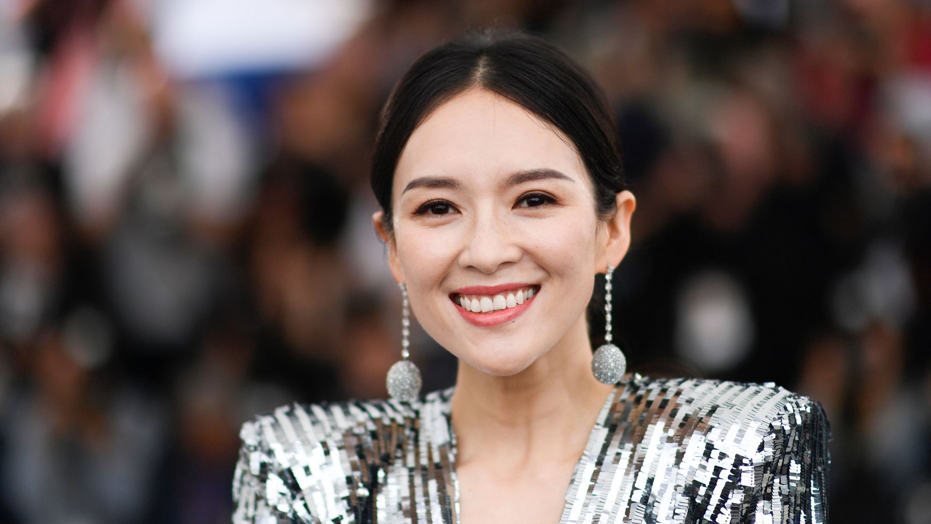 Chinese actress Zhang Ziyi poses during a photocall "Rendez-vous with... Zhang Ziyi" at the 72nd edition of the Cannes Film Festival in Cannes, southern France, on May 21, 2019. 