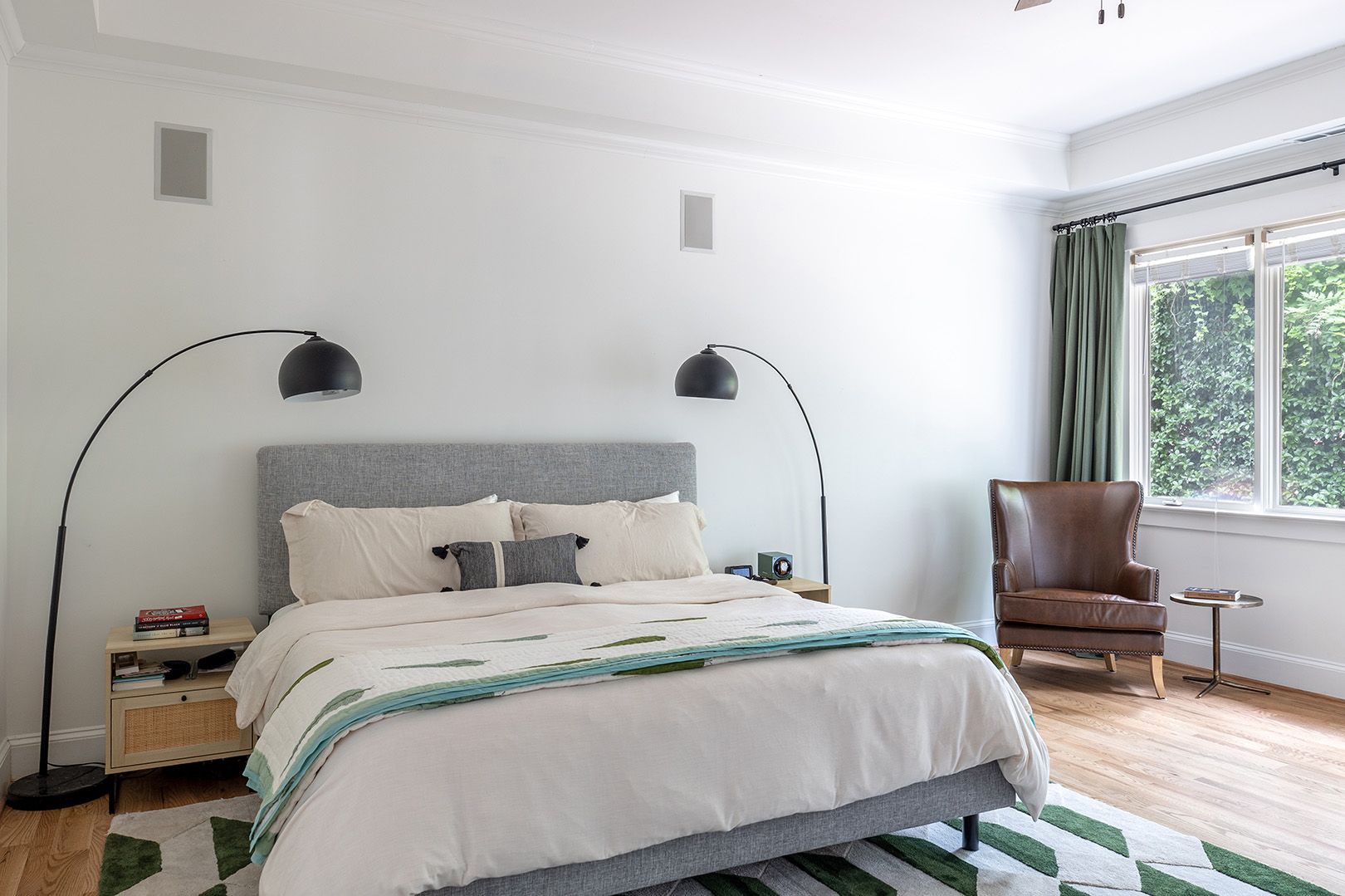 houses with pools for sale in charlotte