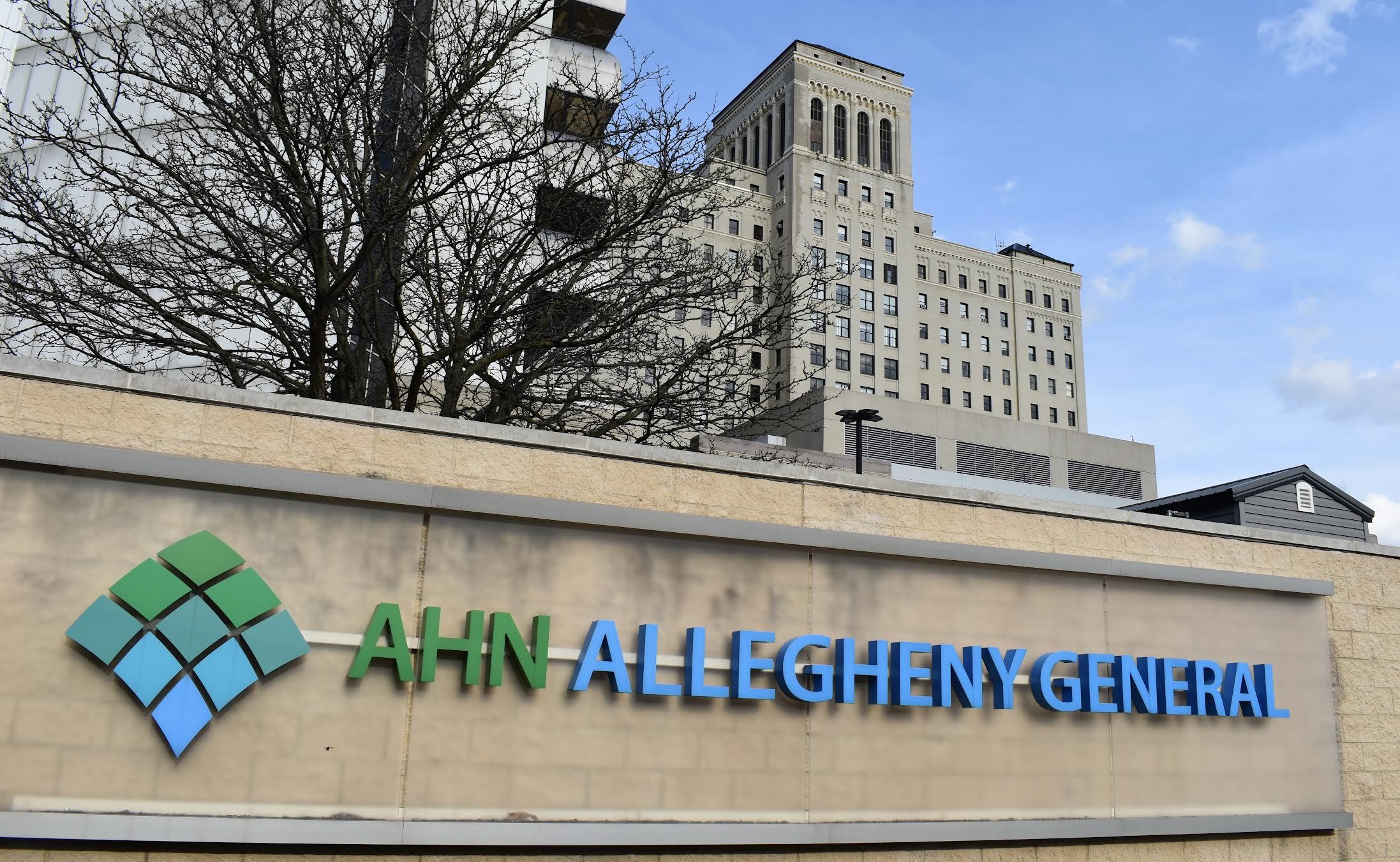 axios.com - Chrissy Suttles - Hospitals ramp up for NFL Draft crowds