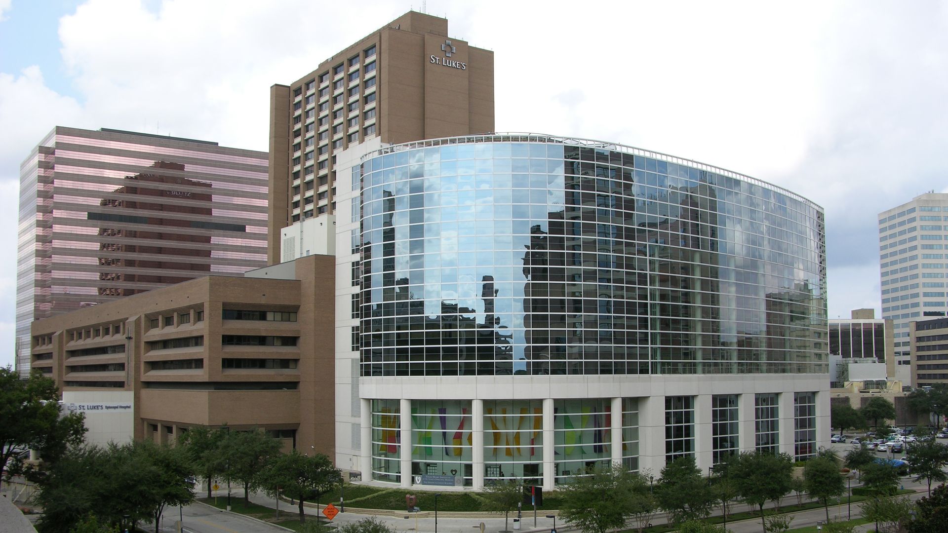 St. Luke's hospital in Houston's Texas Medical Center.