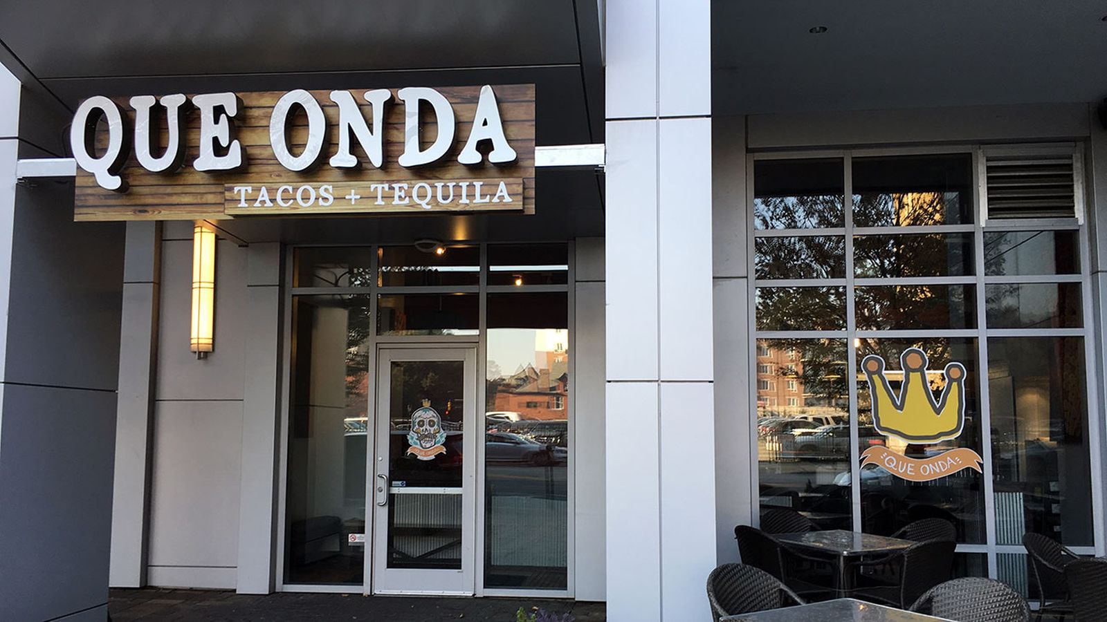 New taco + tequila restaurant named Que Onda now open in Uptown Axios