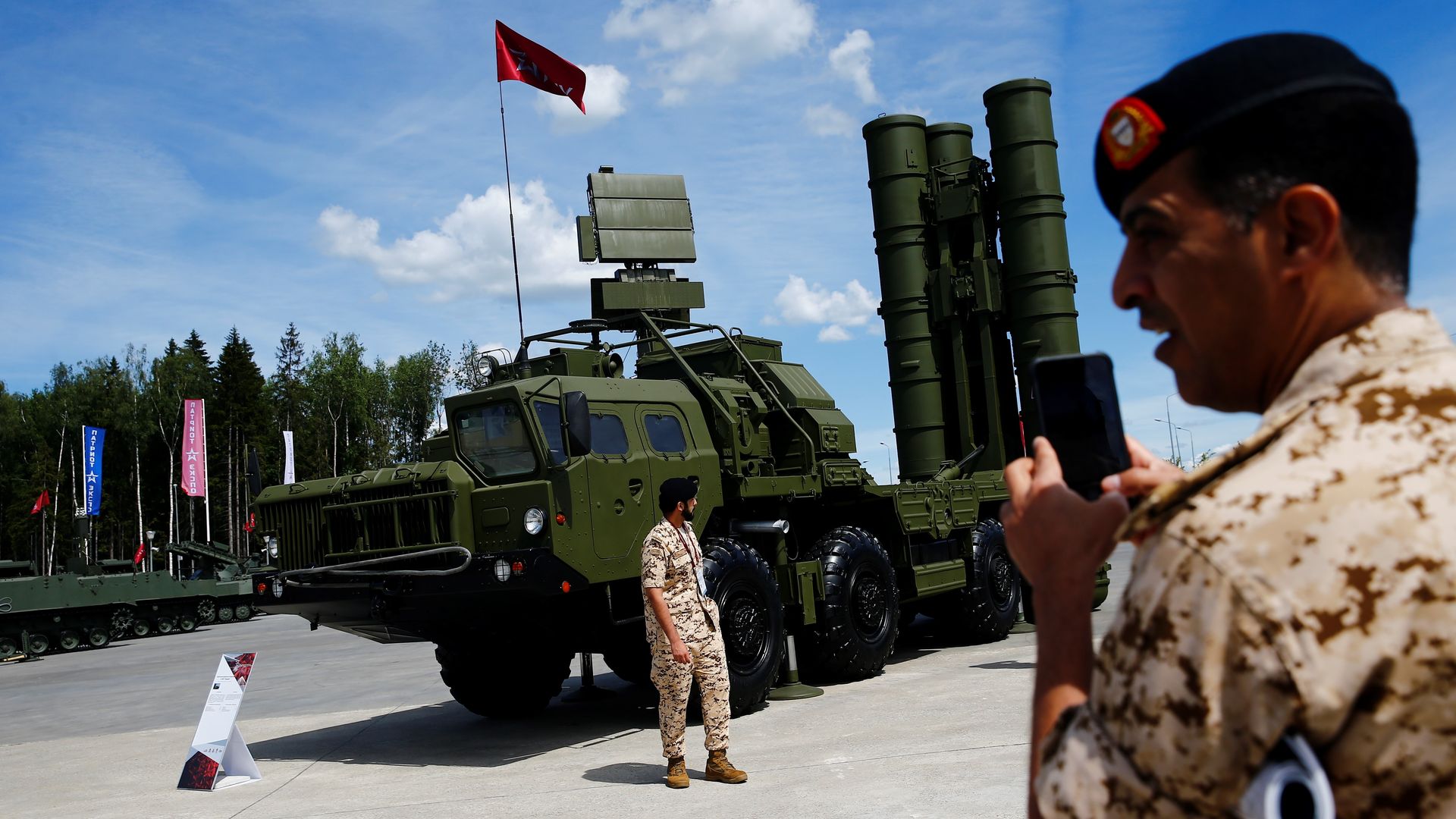 A S-400 surface-to-air missile launcher