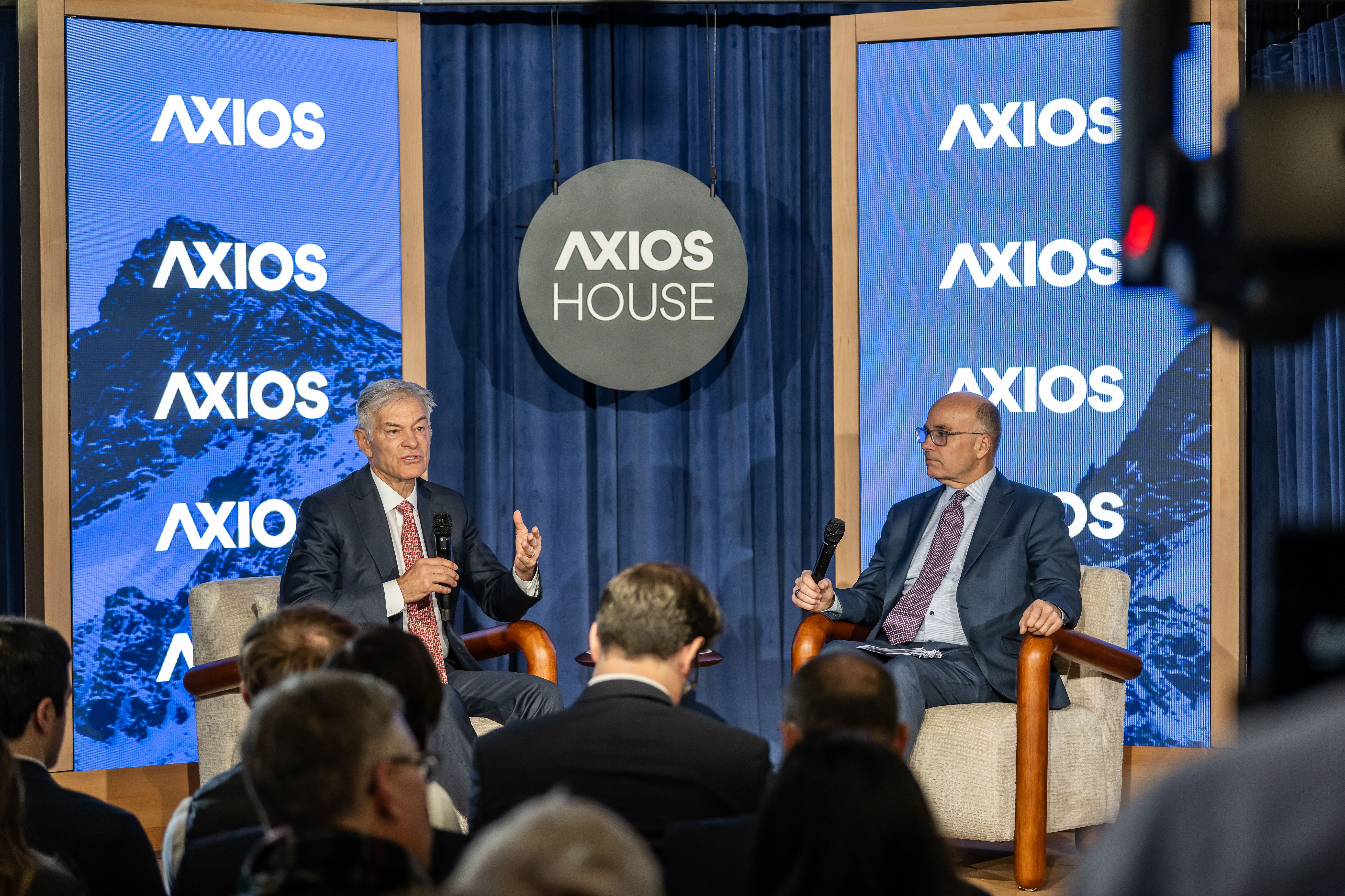 axios.com - Maya Goldman - AI and robots can already help with medical care, Dr. Oz says