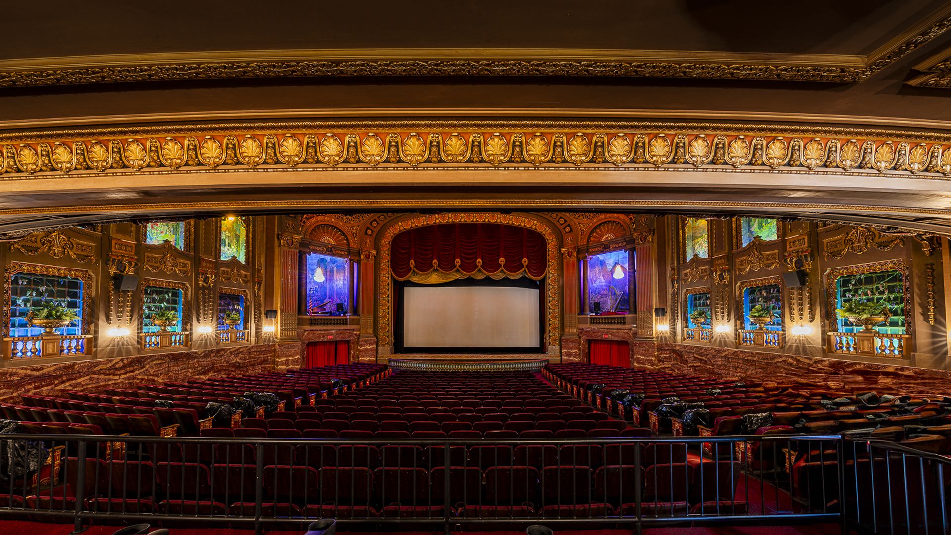 the inside of the byrd theatre