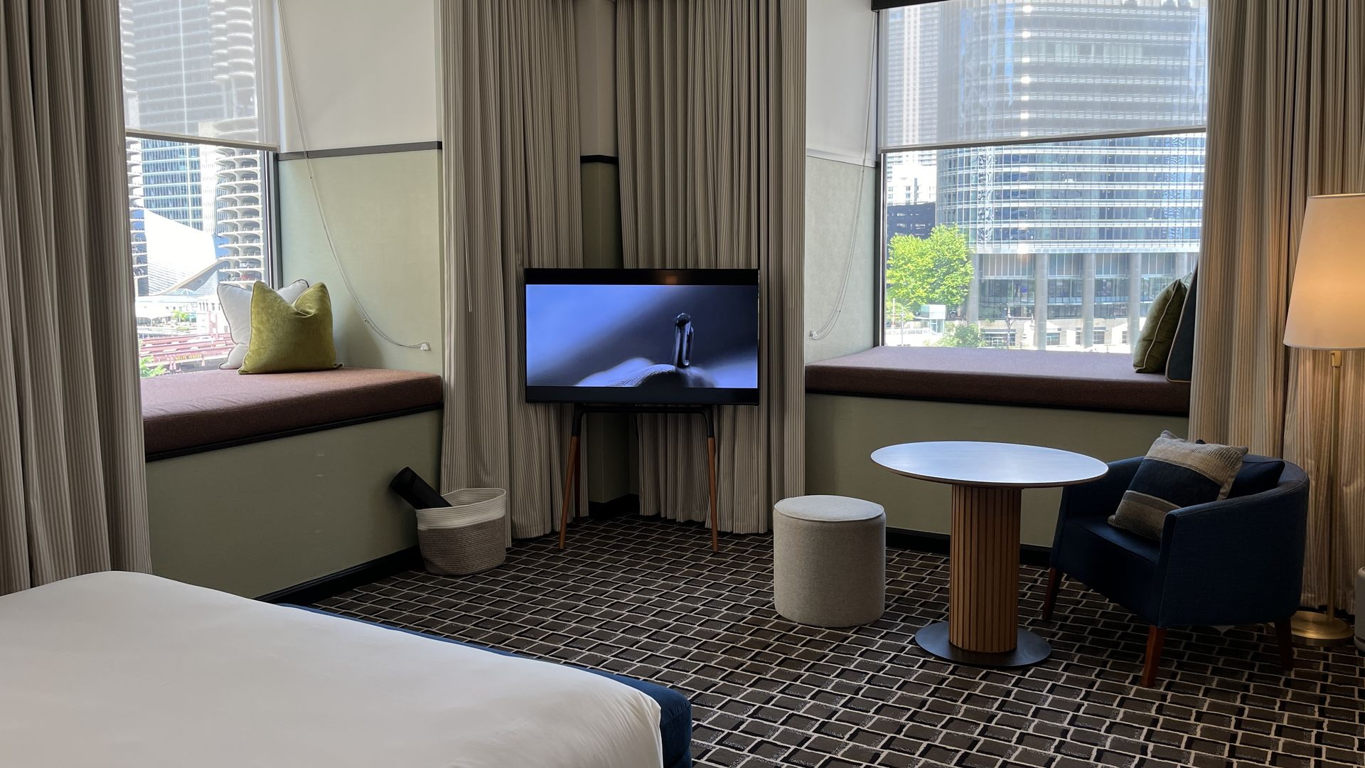 Korean L7 hotel makes U.S. debut in Chicago - Axios Chicago