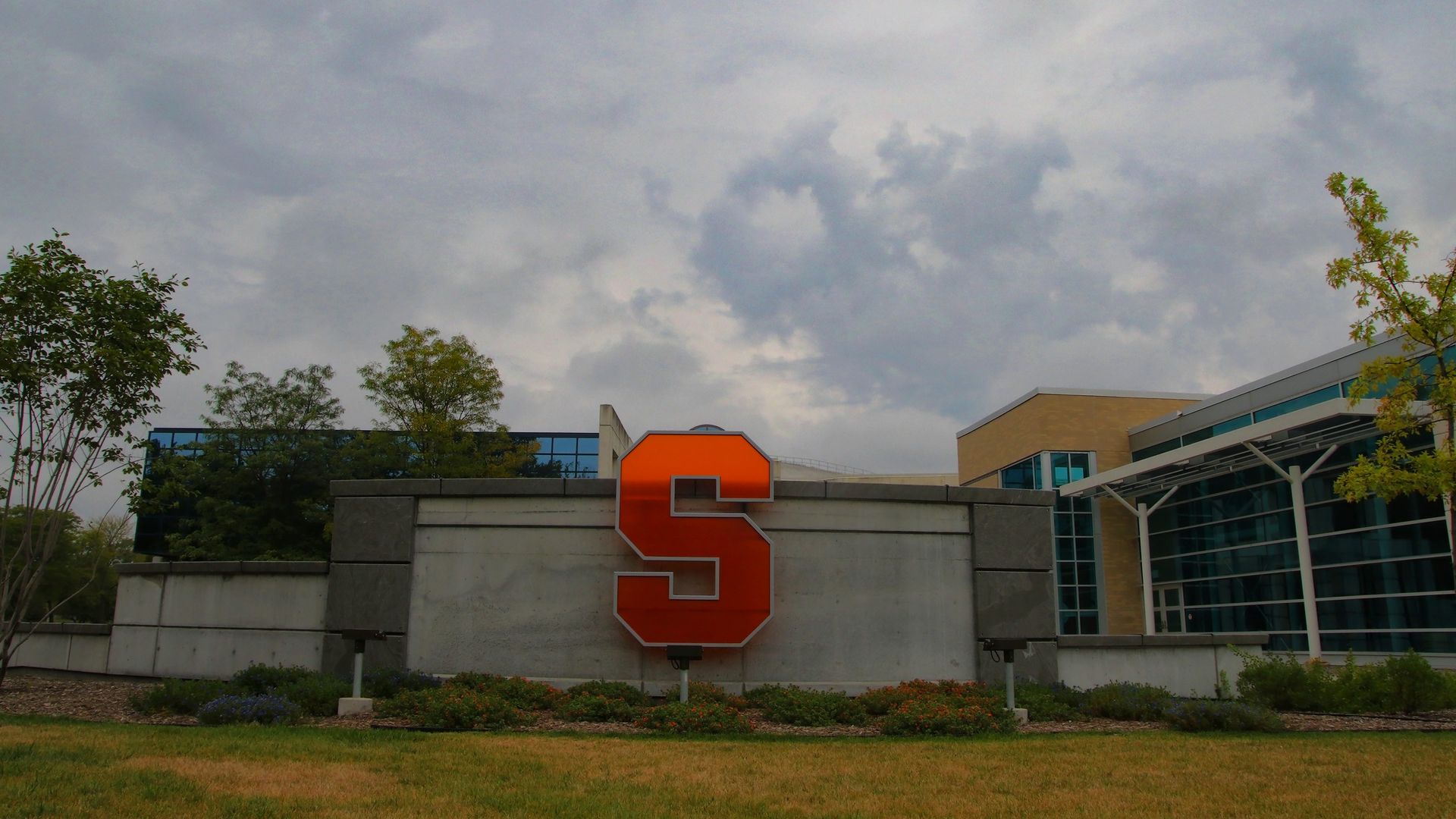  Syracuse University