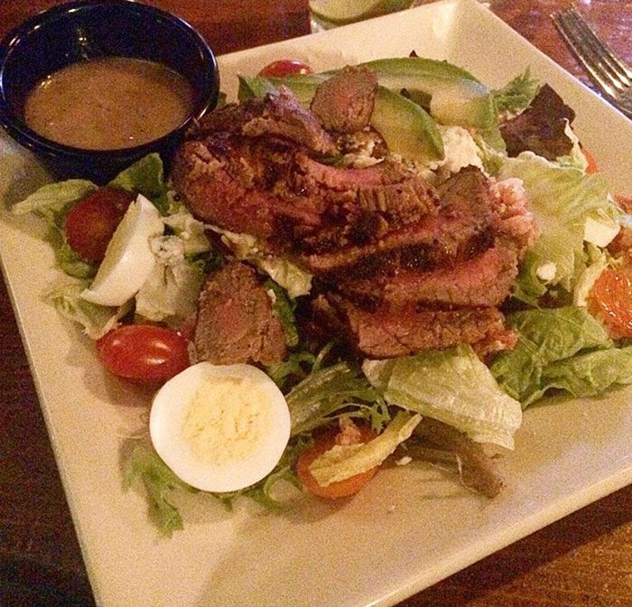 harrys-salad-with-steak