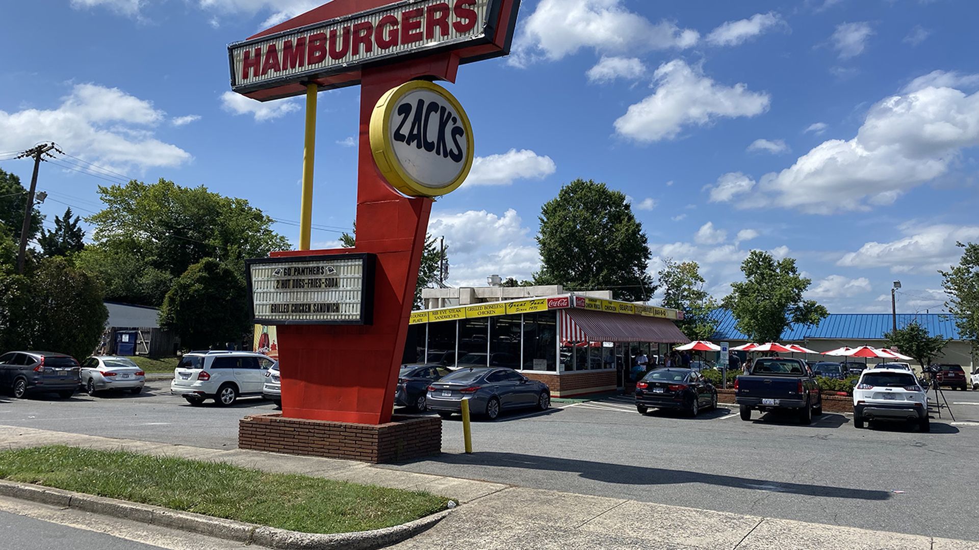 Zack's Burgers, restaurant closing, south boulevard