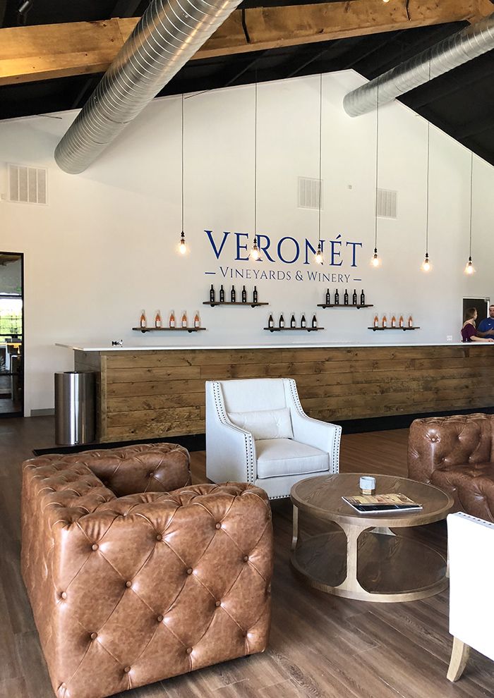 veronet seating and bar