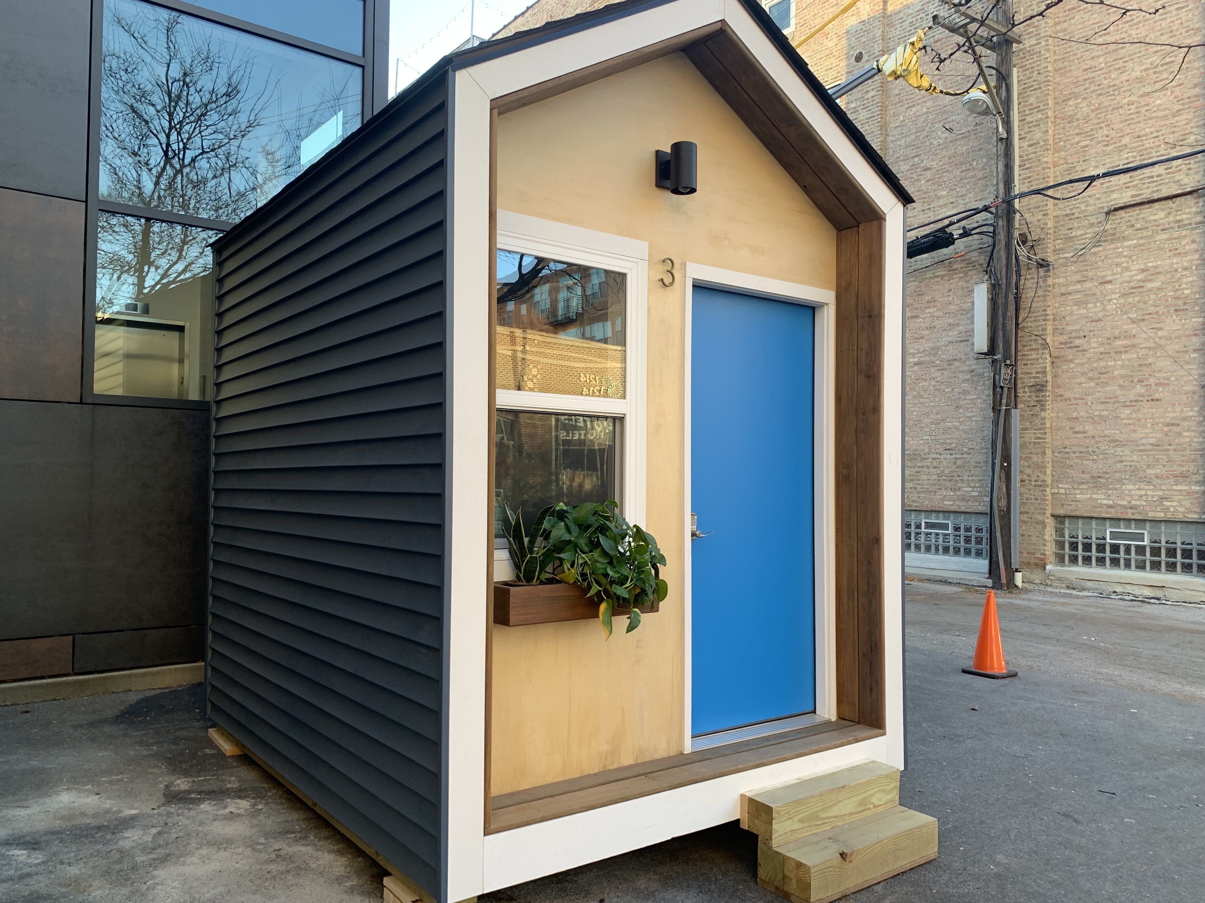 Micro homes could help house migrants in Chicago - Axios Chicago