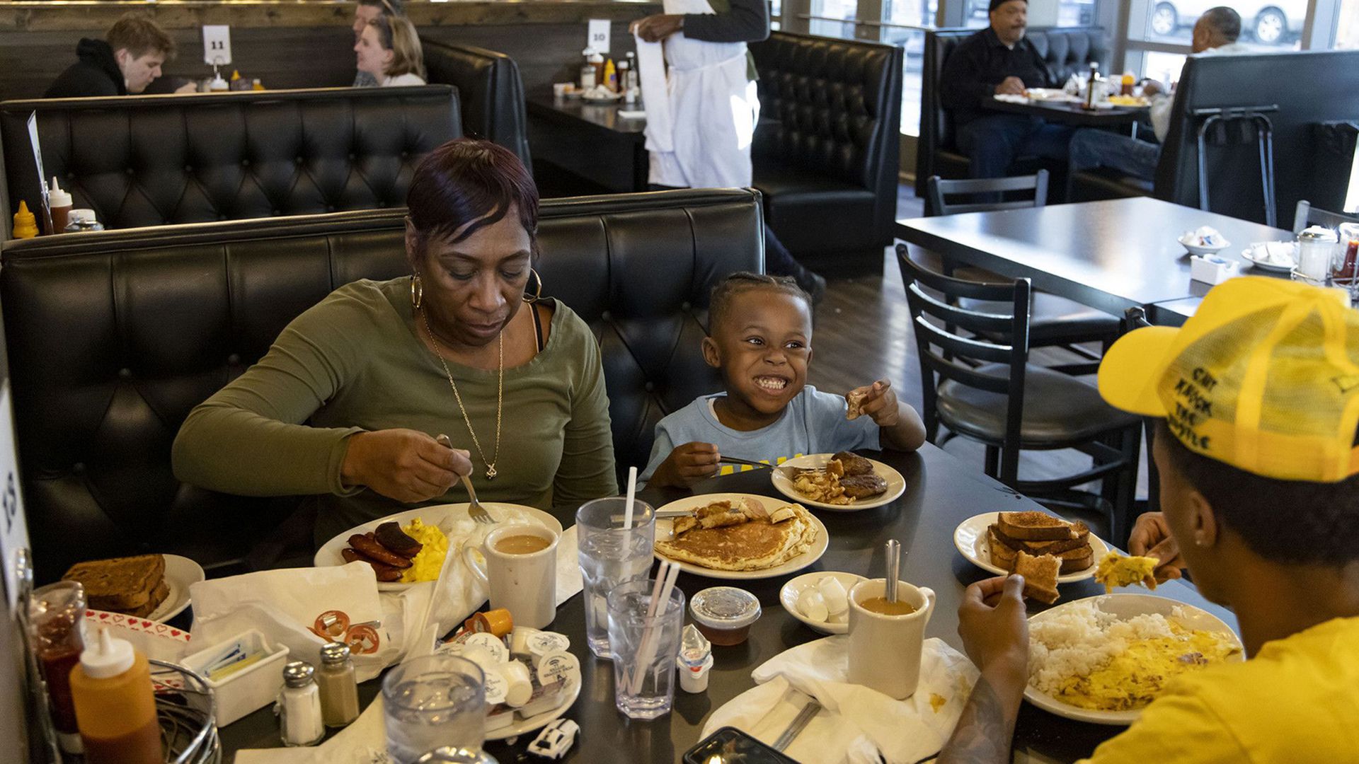 Family eating at a restaurant 
