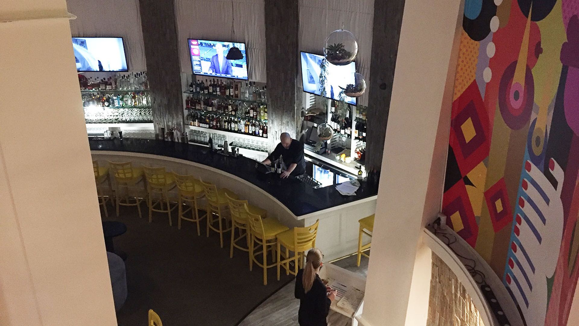 bella-frisco-bar-from-upstairs