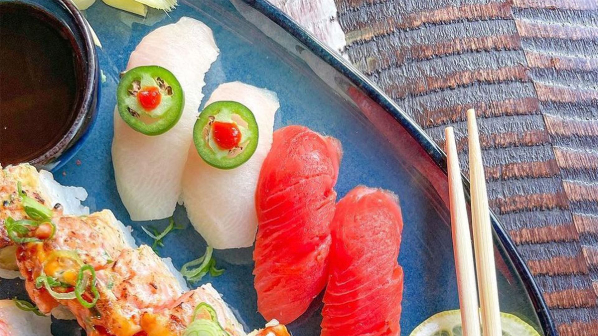 sushi plate