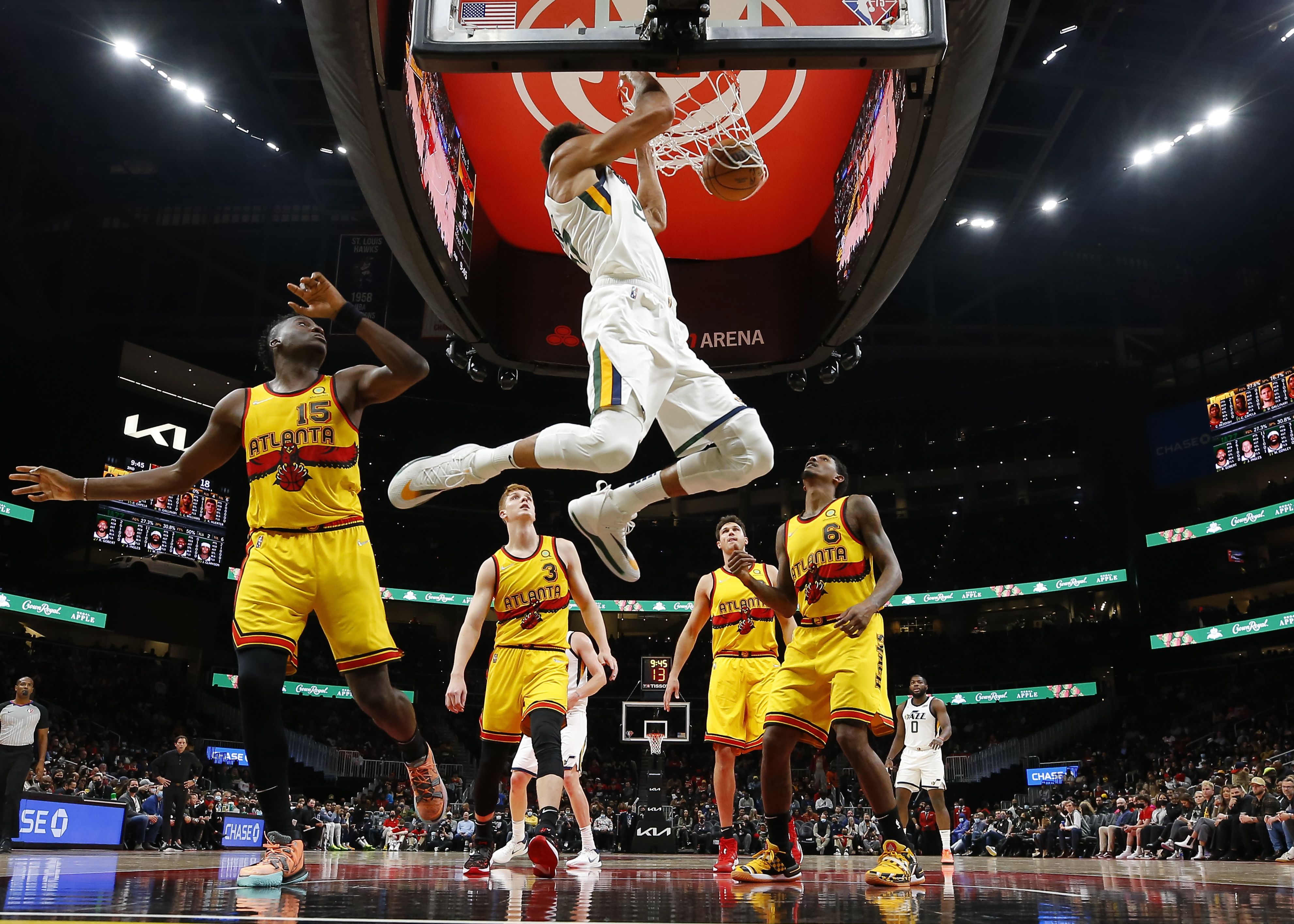 Rudy Gobert dunk
