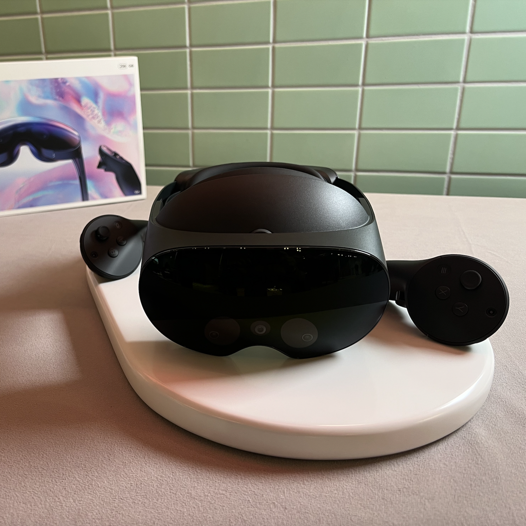 【HMD】 Quest Pro Amazon.com: Meta Quest Pro : Everything Else
