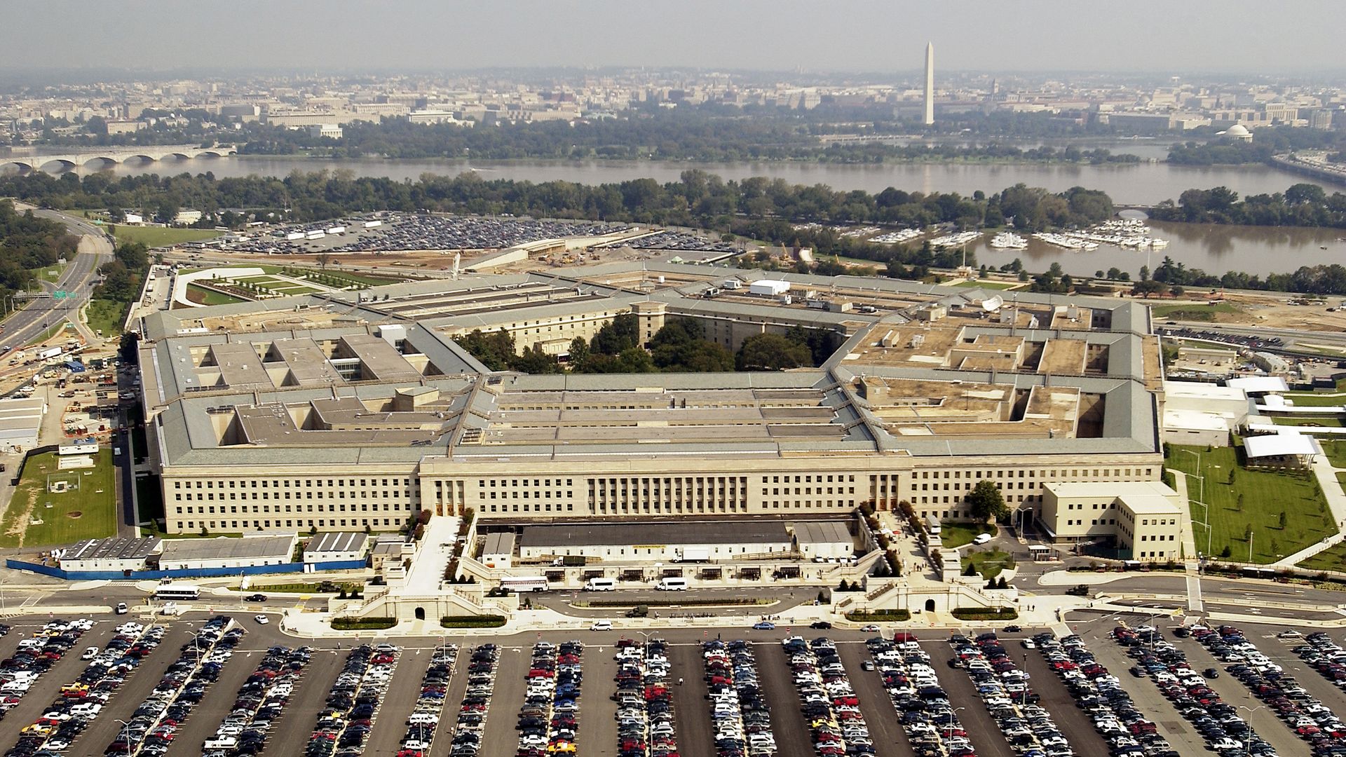  Aerial photo of the Pentagon in Arlington, Virgina on September 26, 2003. 