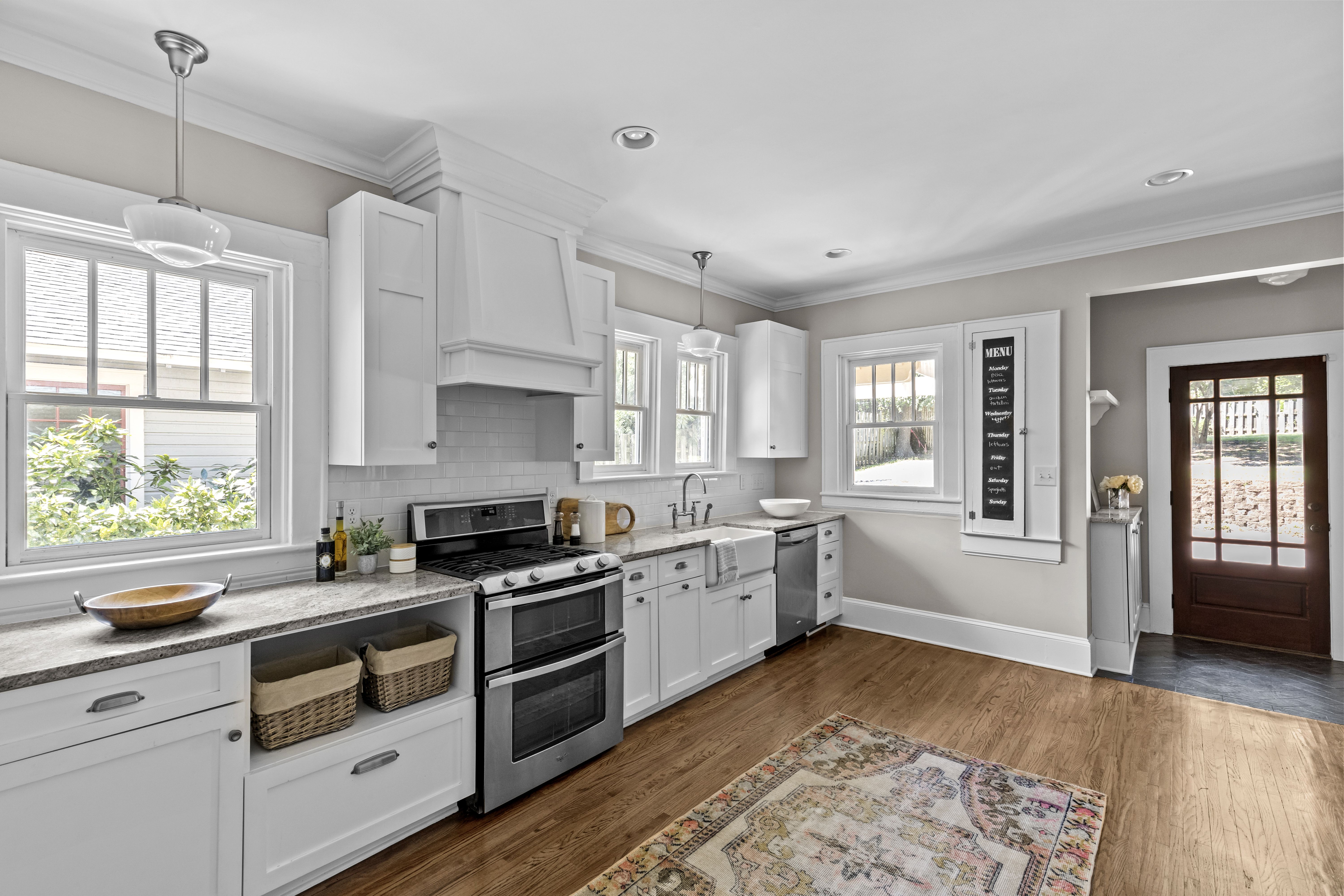 2219 The Plaza— $950,000