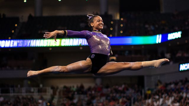 🏆 Fully Dressed: Props to LSU's gymnasts - Axios New Orleans