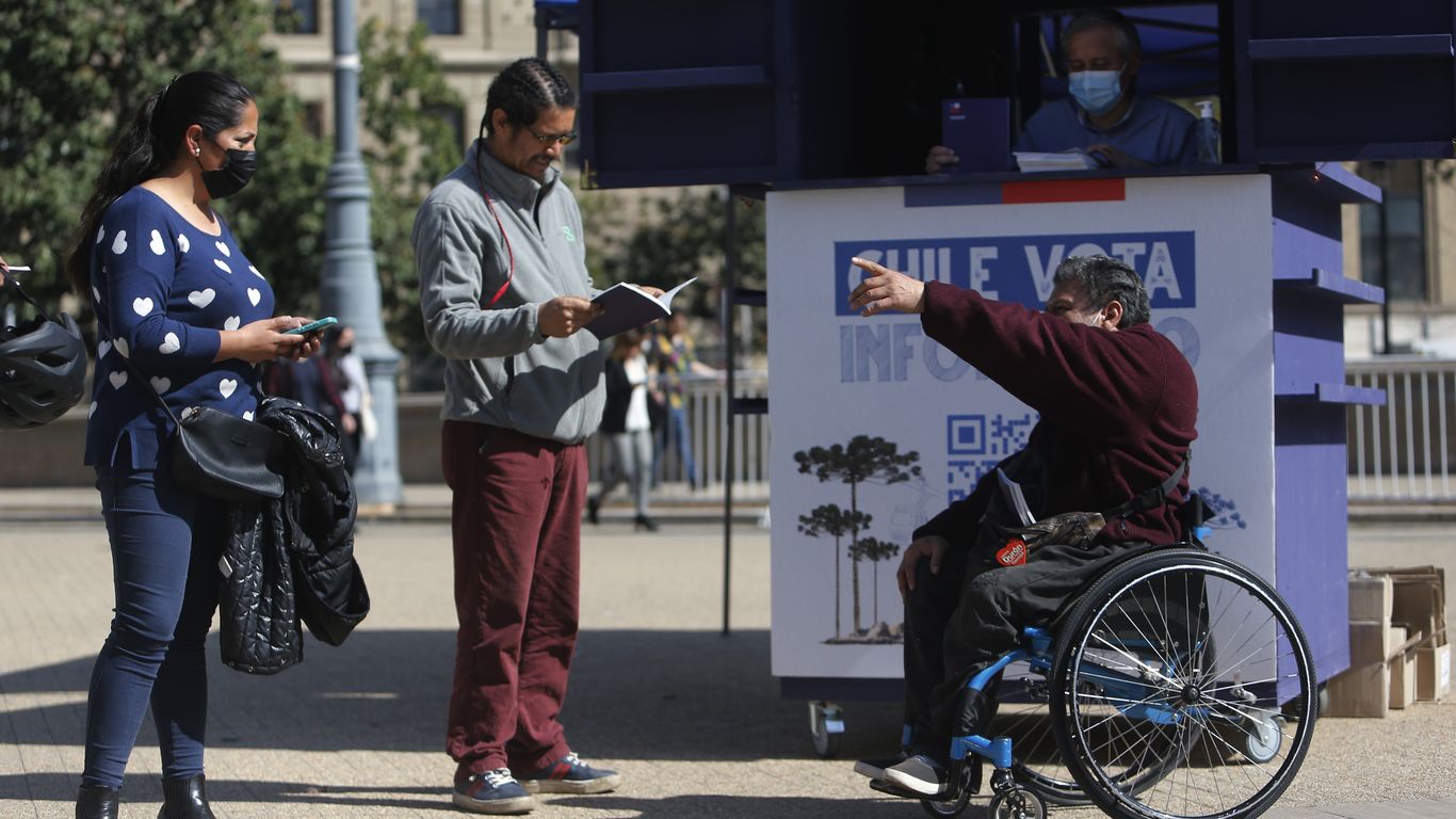 Chile se prepara para votar sobre nueva constitución mientras la desinformación se arremolina