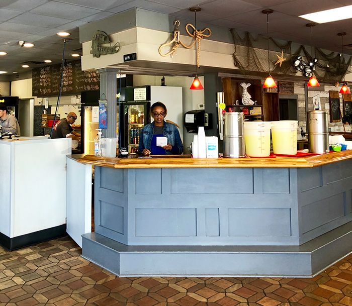 restauraunt-po-boys-charlotte-seafood