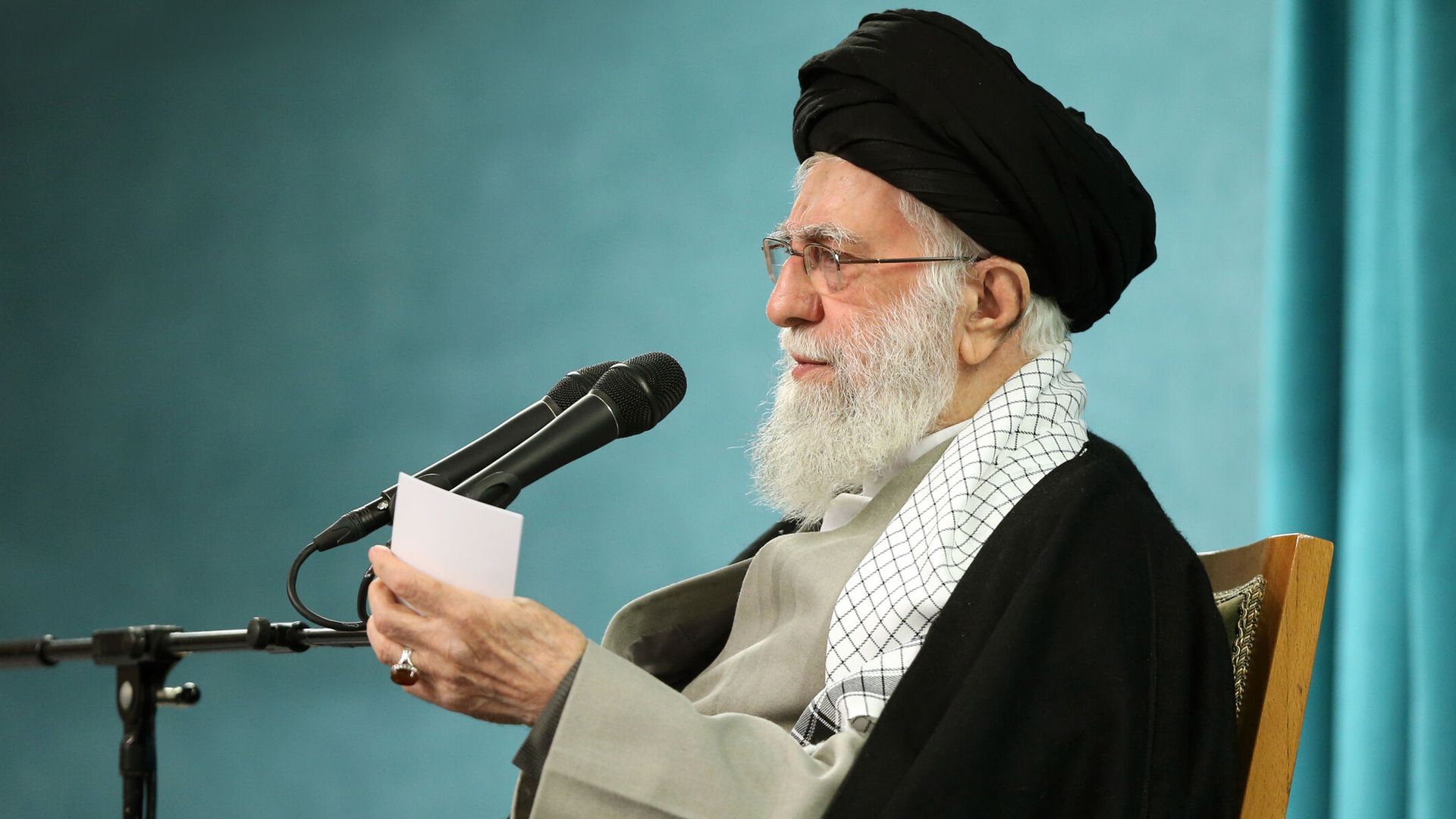 Iran's Supreme Leader Ali Khamenei makes a speech during an iftar program. 'IRANIAN LEADER PRESS OFFICE / HANDOUT
