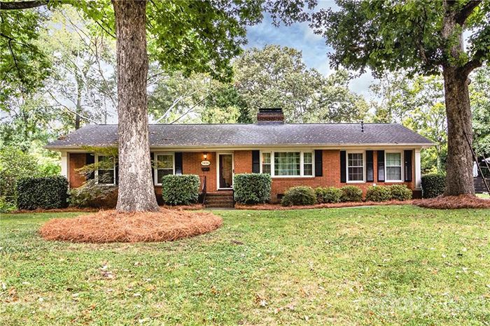 5426 Seacroft Rd, front