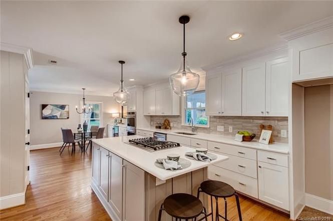 142 Renwick Road kitchen