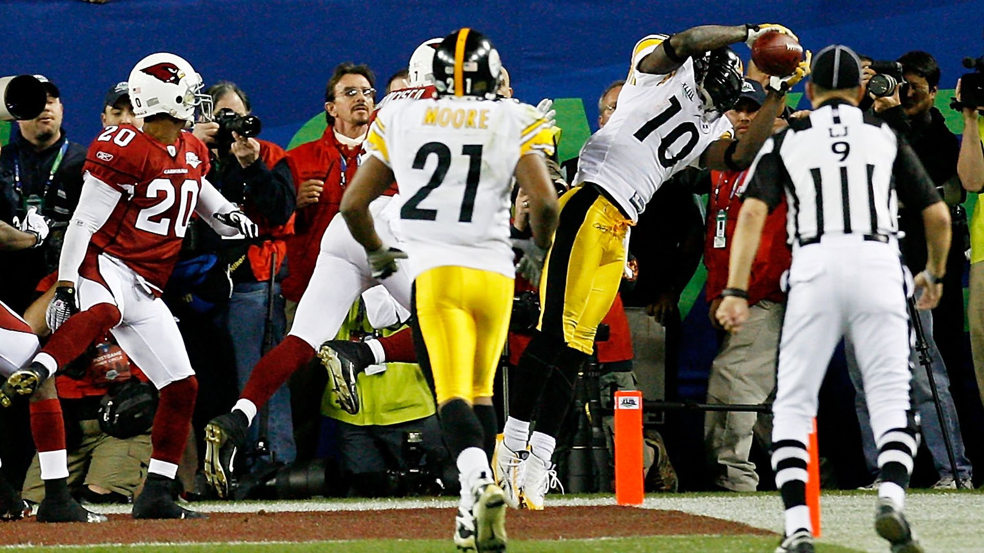 santonio holmes super bowl game winning catch