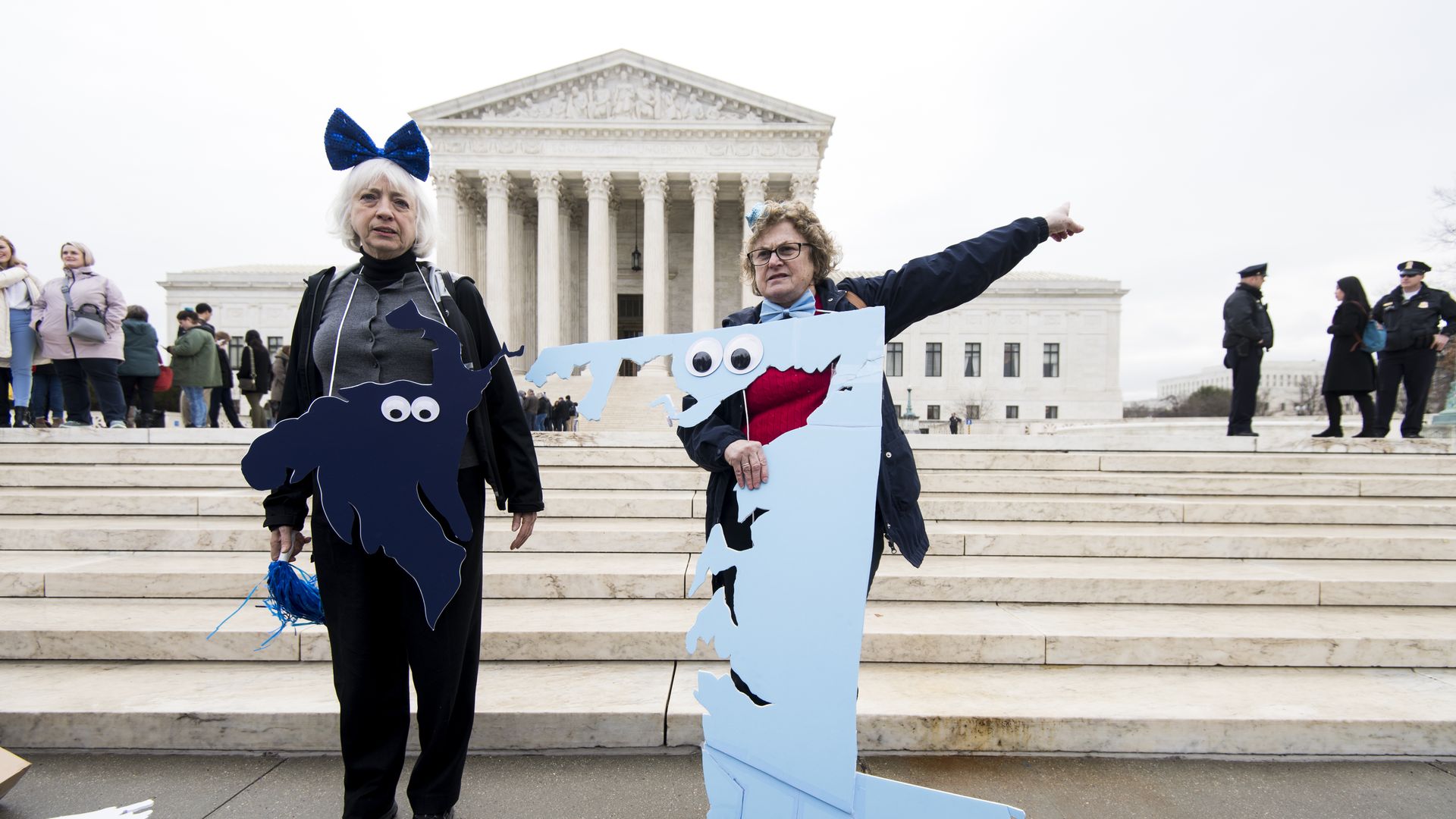 Gerrymandering activists outside the U.S. Supreme Court