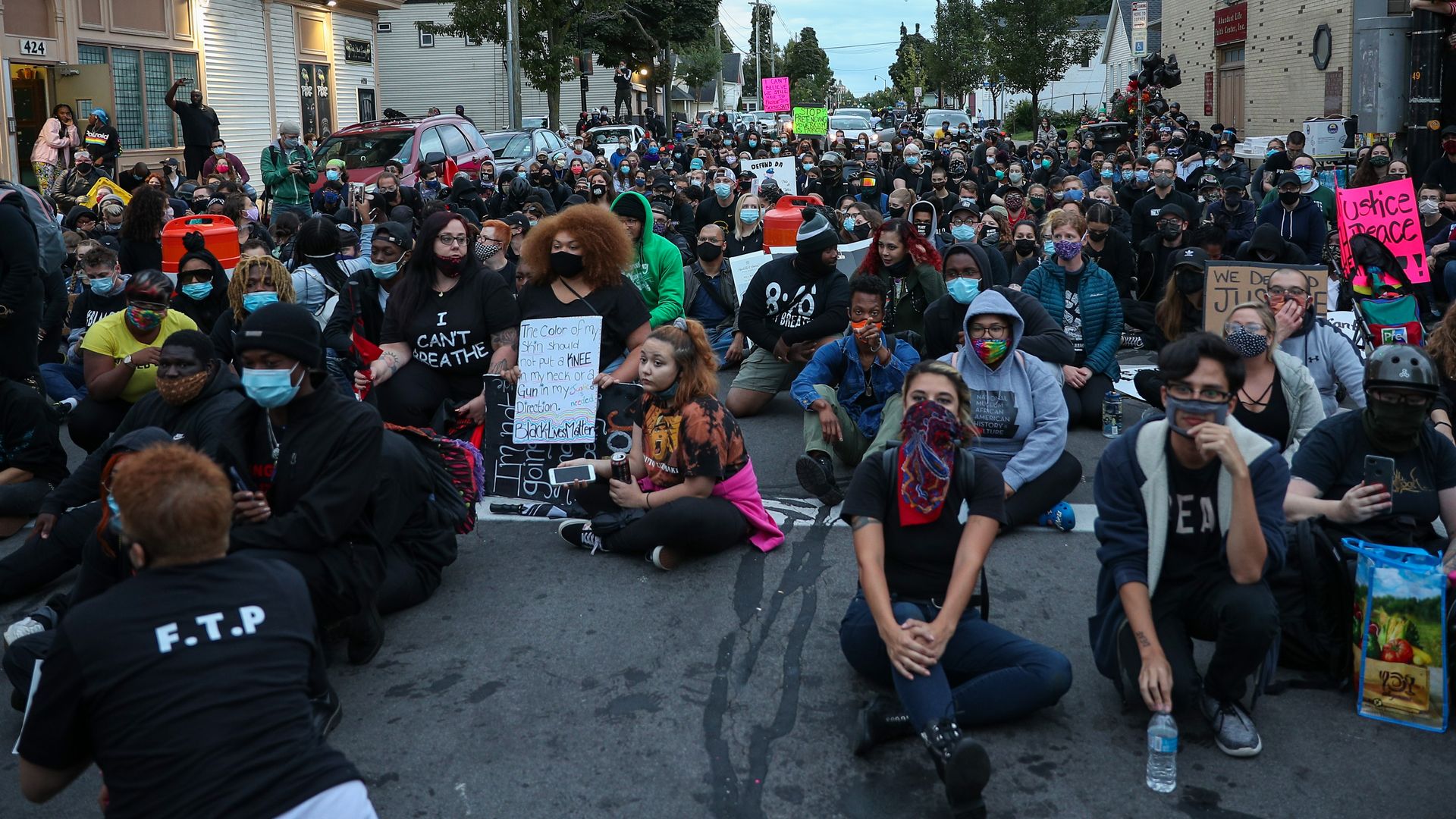 Hundreds of demonstrators march to the City Hall over Daniel Prudeâs death in Rochester, New York, United States on September 5