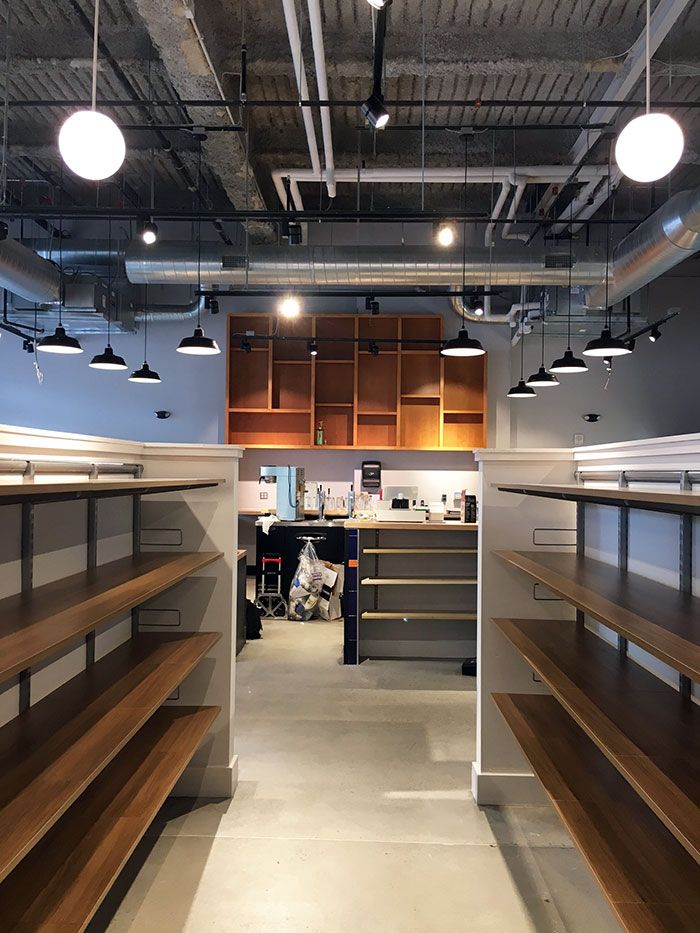rhino-market-uptown-charlotte-aisle