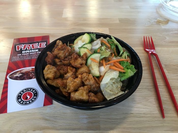 orange chicken at teriyaki madness