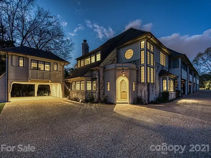 1150 Queens Rd Unit 6 exterior