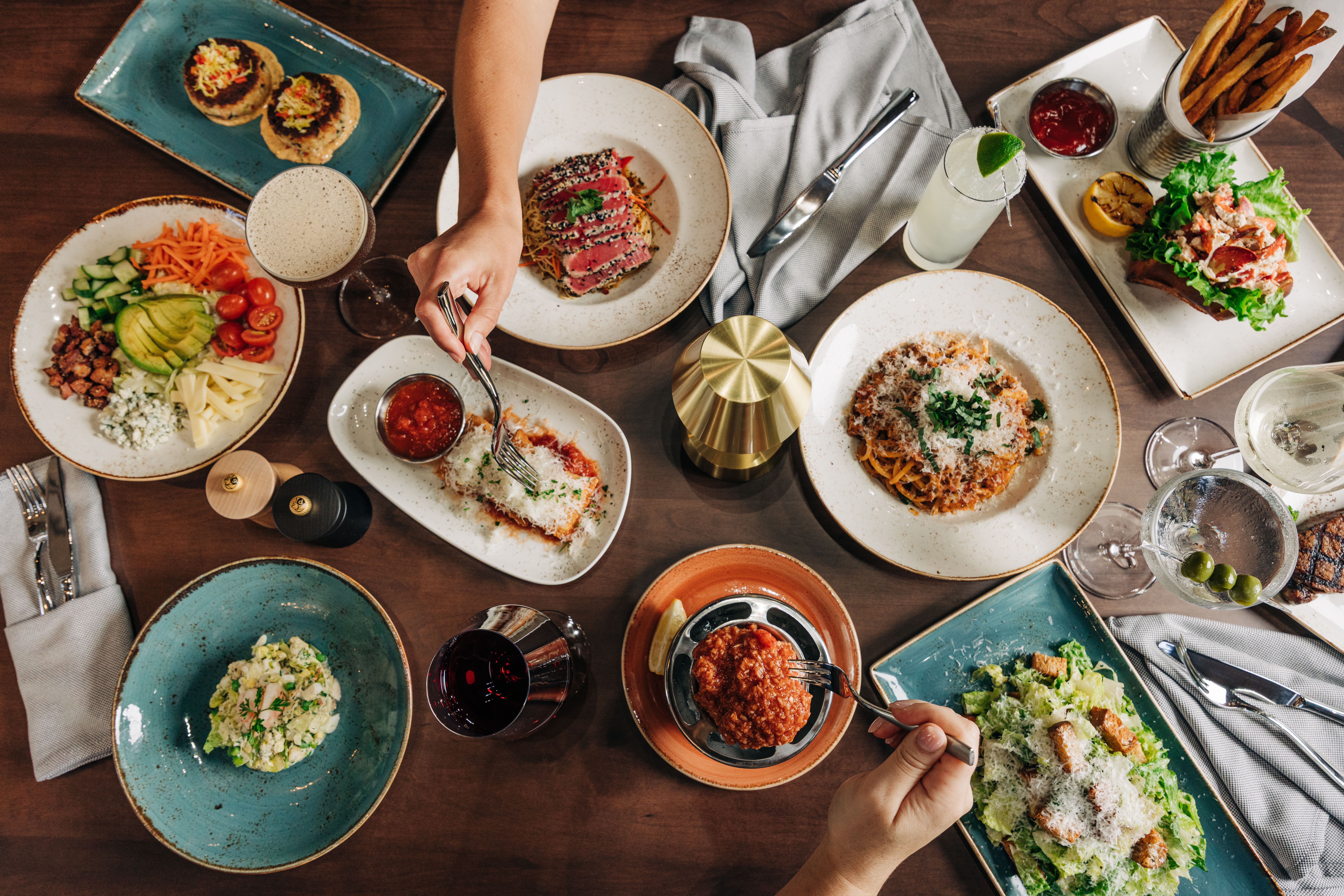 axios.com - Gitanjali Poonia - This new Midwestern restaurant specializes in comfort food