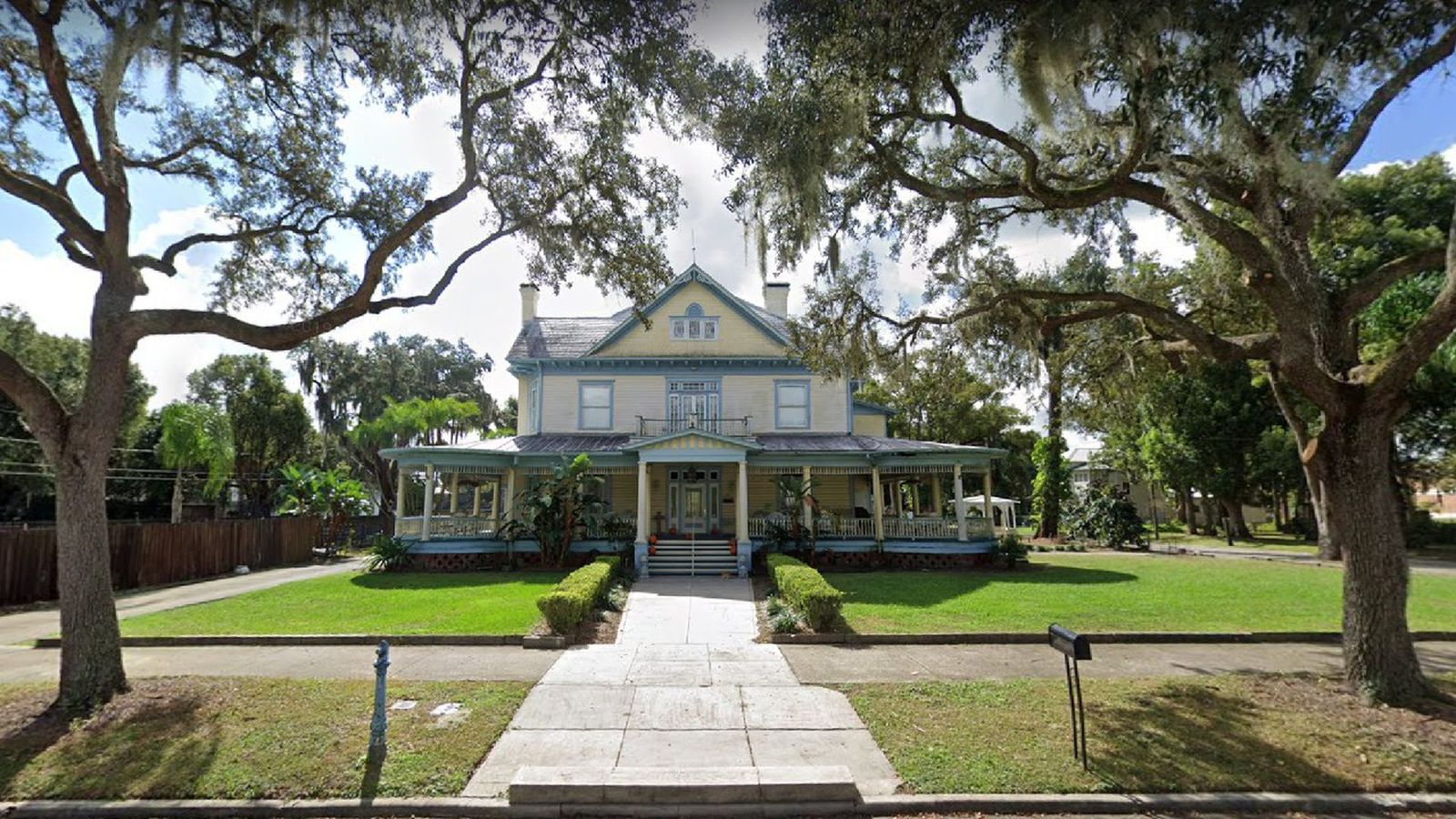 "My Girl" house in Bartow hits the market for 675,000 Axios Tampa Bay