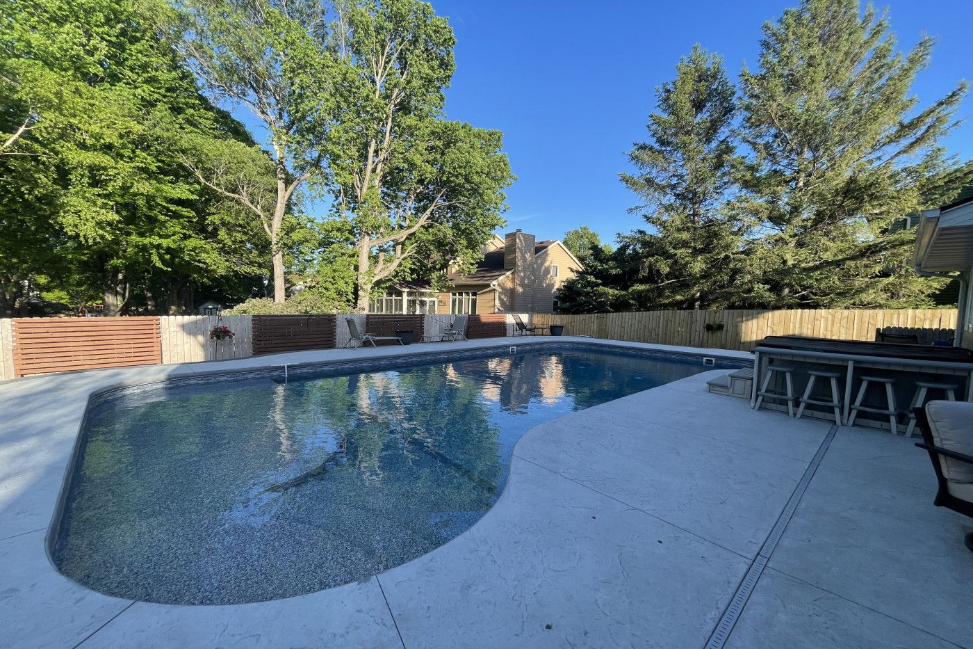 3 affordable private pools to rent near Des Moines Axios Des Moines