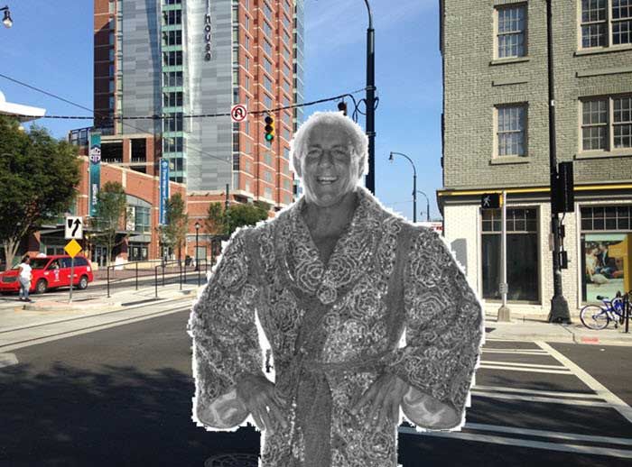 Ric-Flair-Statue