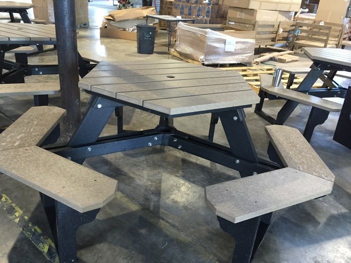 lenny boy patio table