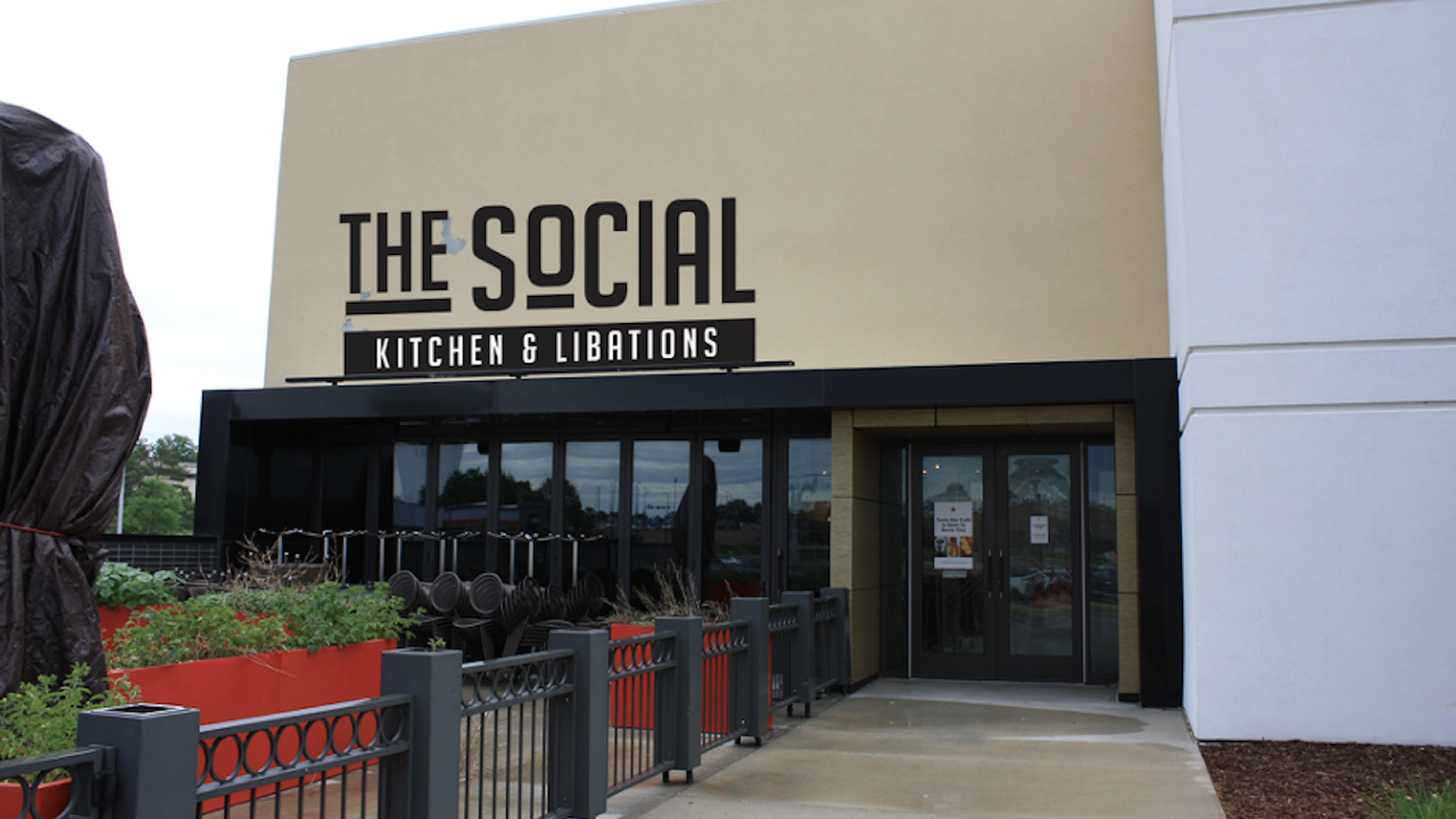 Macy's is rebooting its Ridgedale restaurant as Social Kitchen