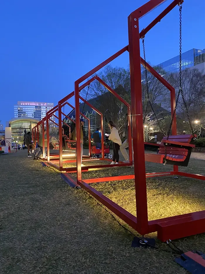 Charlotte SHOUT swings