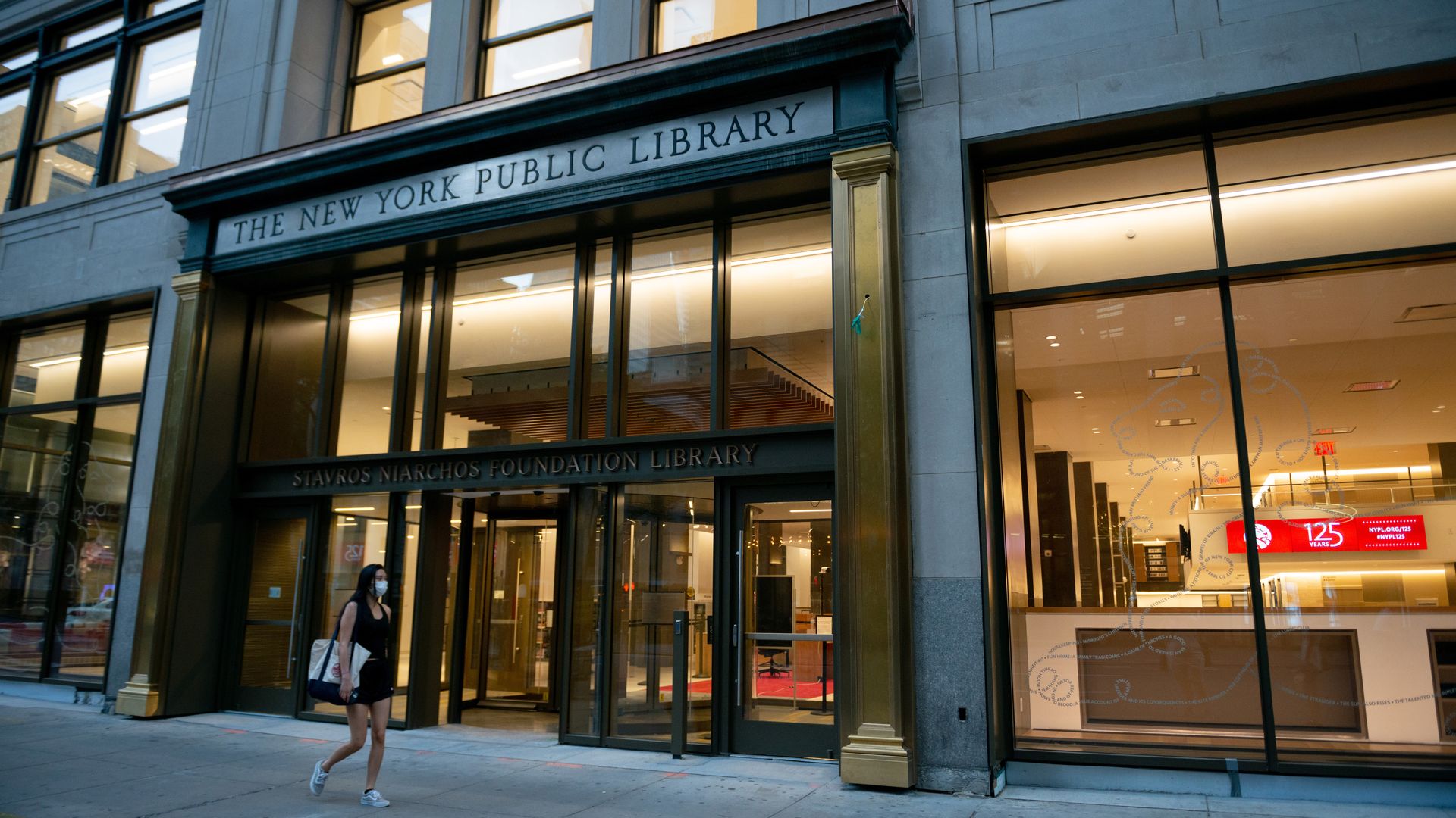 The front of the New York Public Library.