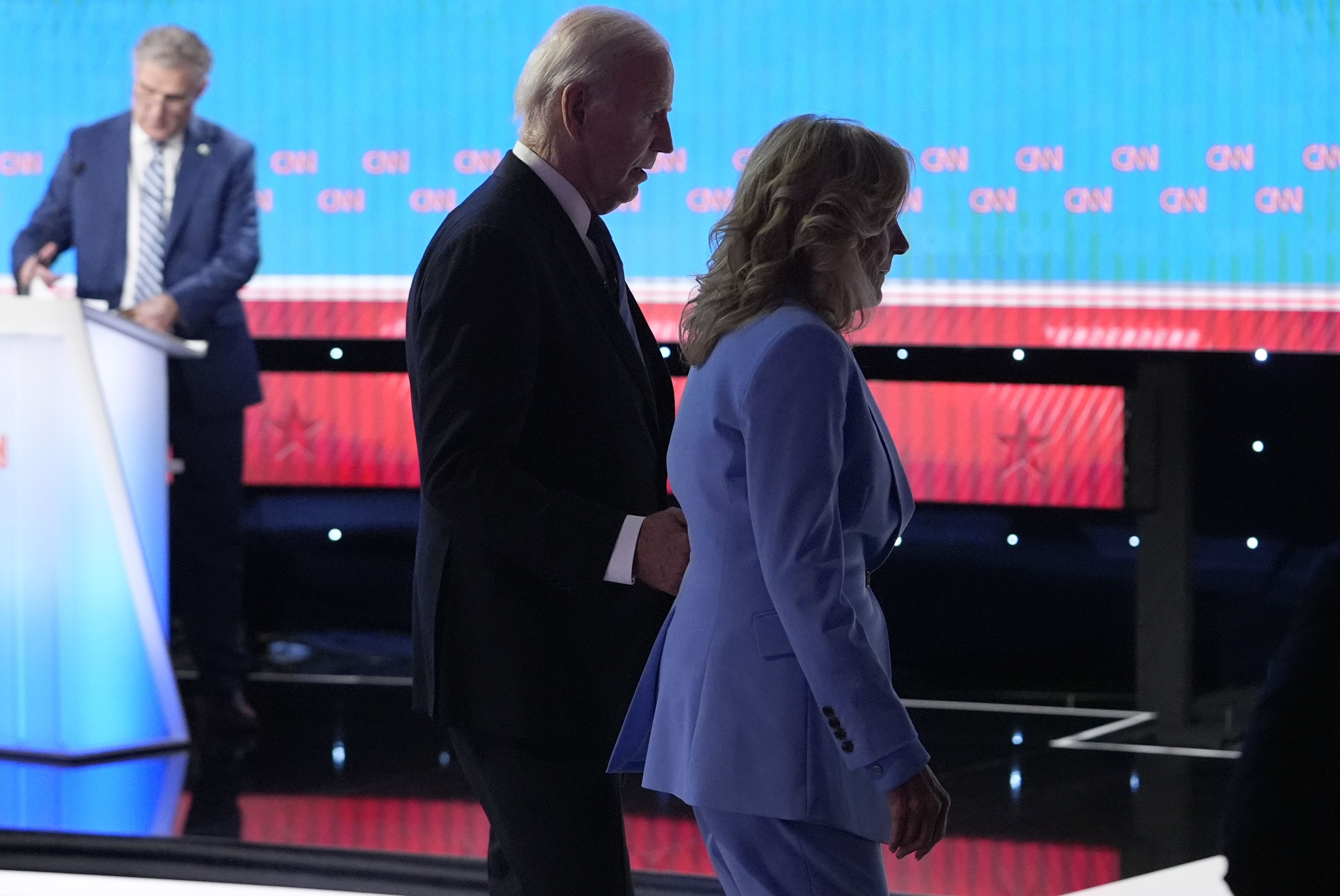 Bidens leave debate stage