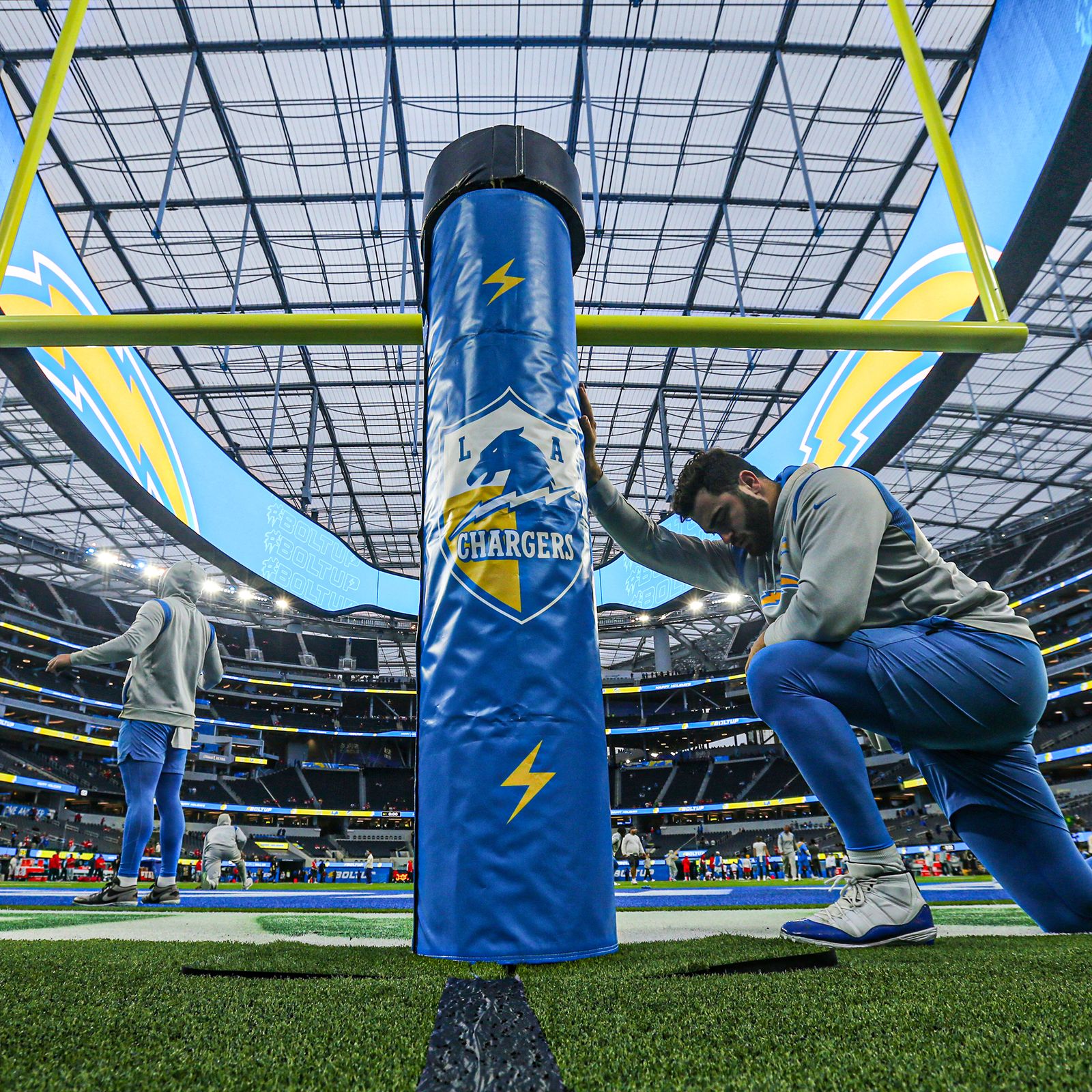 San Diego taxpayer sues NFL, team owners over Chargers' move to Los Angeles  five years ago - The San Diego Union-Tribune